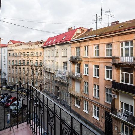 Апартаменты Romari два поверхи Львов Экстерьер фото